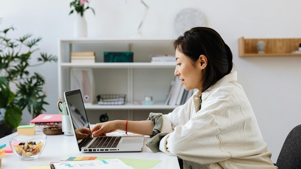 Virtual Assistants for Lead Generation: Responsibilities, Cost & Best Staffing Agencies