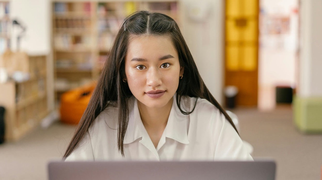 Virtual Assistants for Bookkeeping: Cost & How to Hire