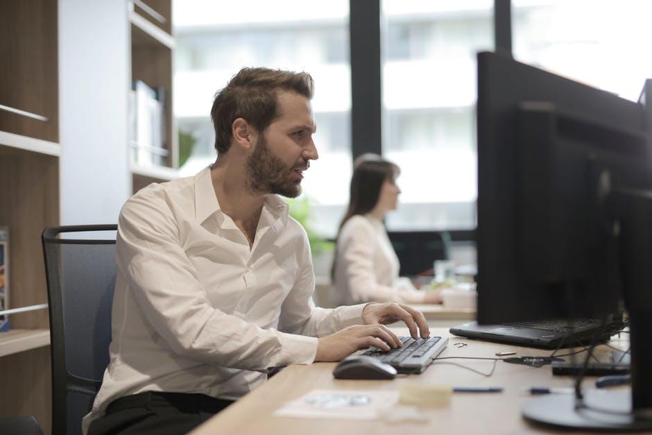 Virtual Assistants in Medical Billing: How They Cut Costs &amp; Improve Accuracy