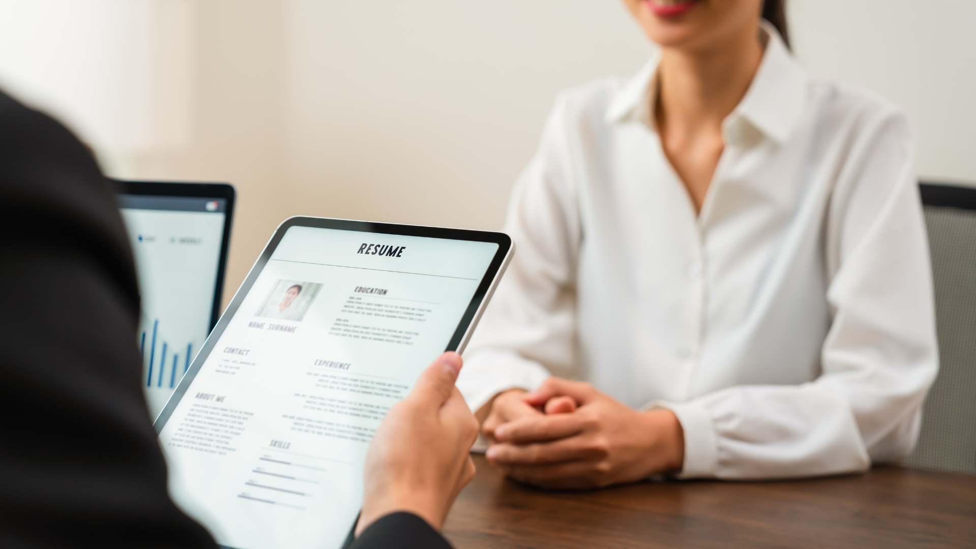 What to Look for in a Remote Healthcare Recruiter and Scheduler