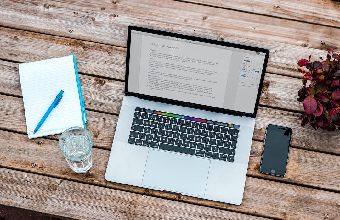 Top 8 Advantages of Virtual Personal Assistants