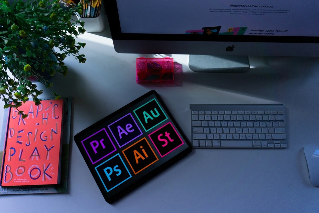 How to Outsource Graphic Design: Best Options & Costs Compared